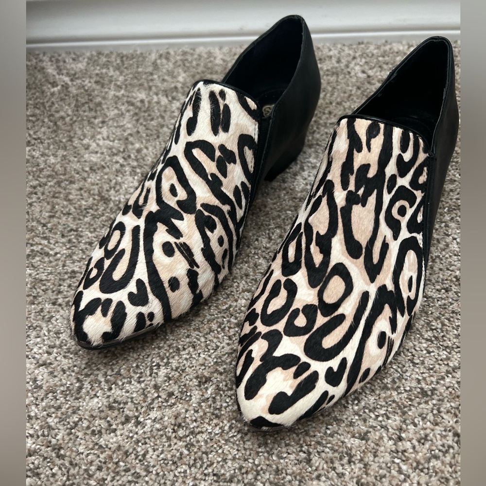 Isola leopard cheetah print shoes  • like new • size 7.5 women's